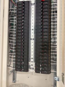 万博イギリス館-エアカーテン6台増設に伴う電気工事 引き込み前